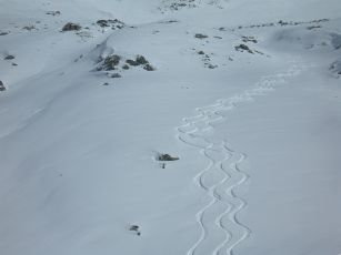 Powder am Rendel - Austieg zu Fuss am Riffel 2 (Lift war geschlossen) 